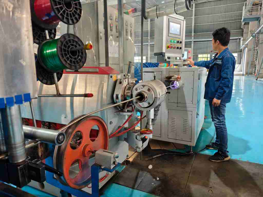 湖北中晨線纜有限公司 電線電纜生產(chǎn)廠家 13554162348 (57).jpg